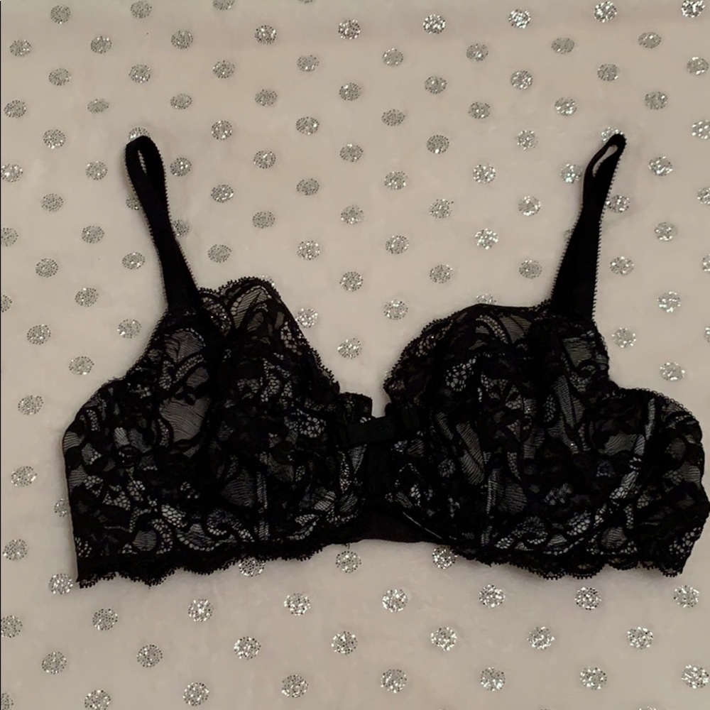 Victoria’s Secret | Very Sexy Black Lace Bra | 36C